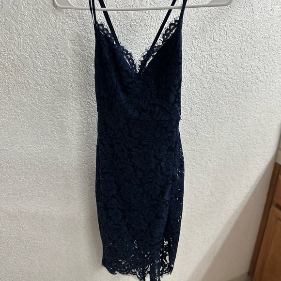 Lulus lace dress - Picture 1 of 4